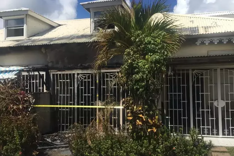 Incendie mortel de Saint-François : les propriétaires de la maison de vacances jugés pour homicides involontaires
