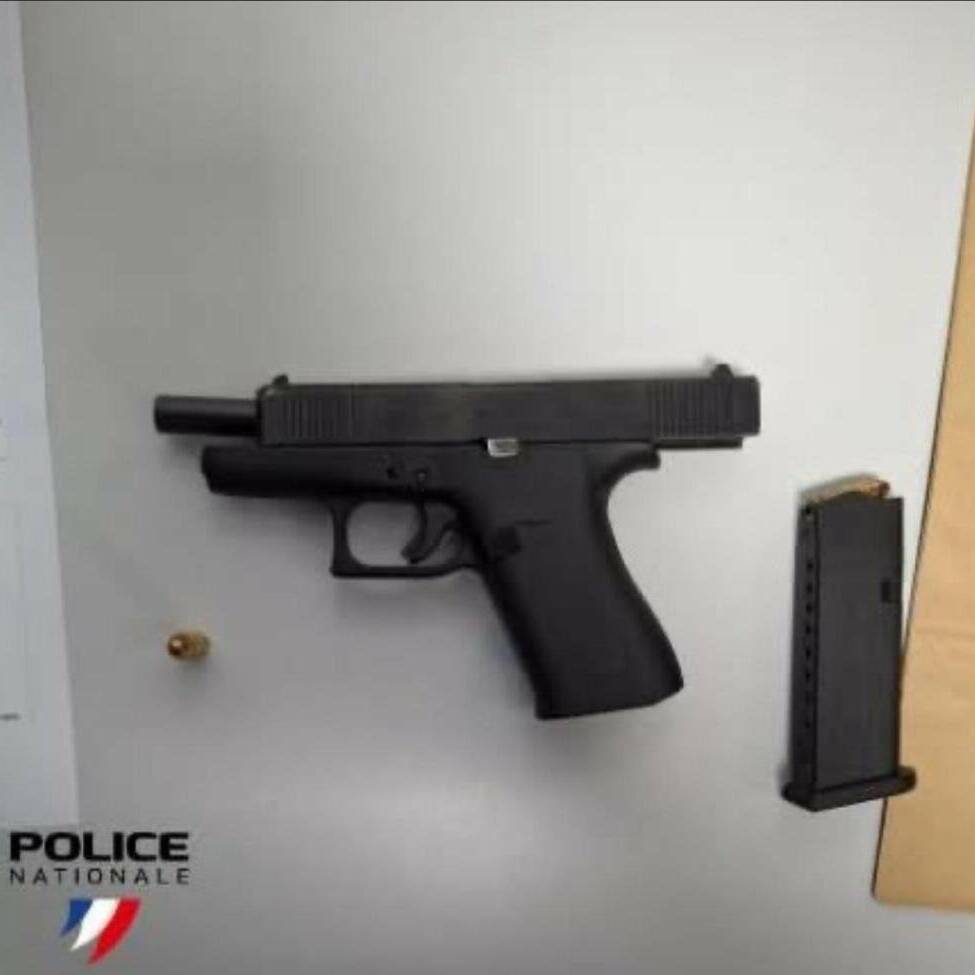 Carnaval à Fort-de-France : un homme arrêté avec un Glock et des munitions lors de la parade de Dillon