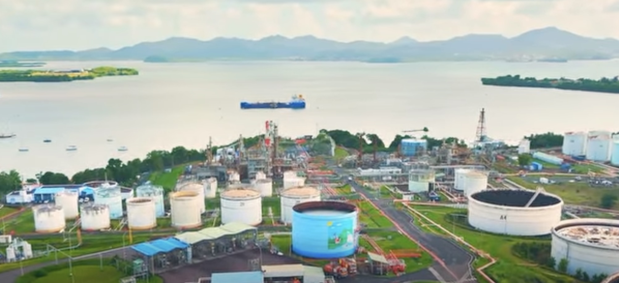 Entreprises martiniquaises : l’exil forcé en Guadeloupe ?