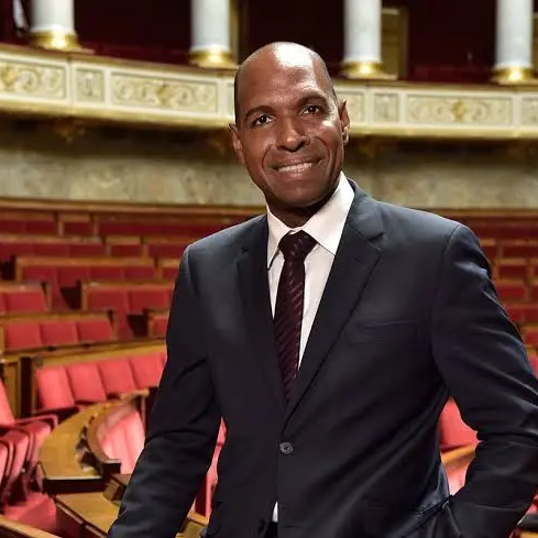 Municipales 2026 : Olivier Serva officialise sa candidature à la mairie des Abymes et promet de quitter l’Assemblée s’il est élu