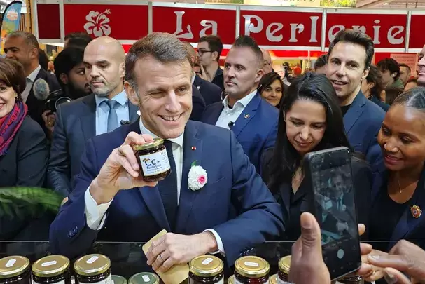 Salon de l’agriculture : Emmanuel Macron à l’écoute des producteurs mahorais