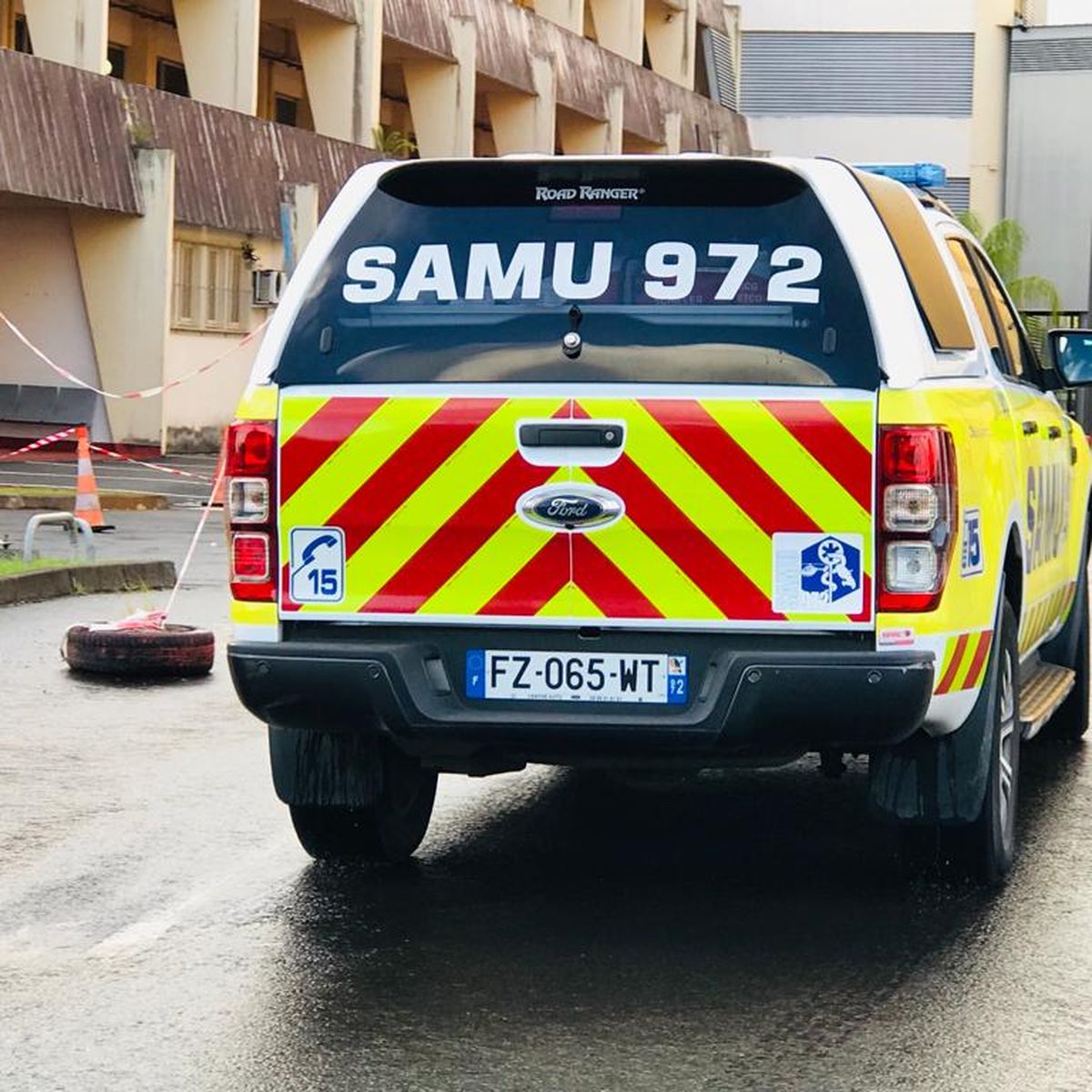 Une fillette de deux ans retrouvée morte dans une voiture au Lamentin, une enquête ouverte