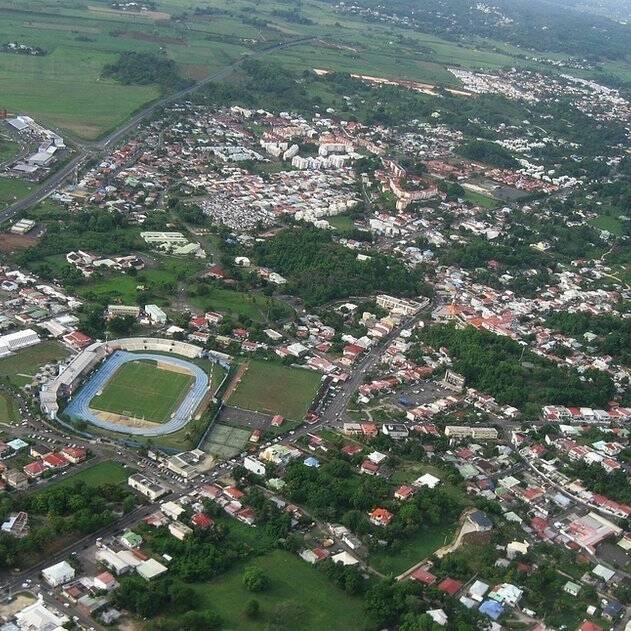 Résidence Bois Joli aux Abymes, des locataires à bout face à l’insalubrité et au laisser-faire