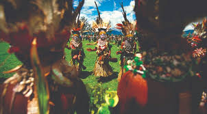 “Time for Papua” : aux Pays-Bas, l’art papou comme cri d’identité et de liberté