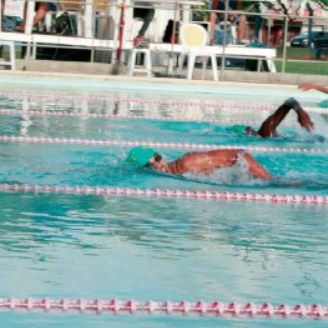 Natation : le Guyanais Anthony Ozier-Lafontaine décroche cinq médailles d’argent aux Championnats de France Masters