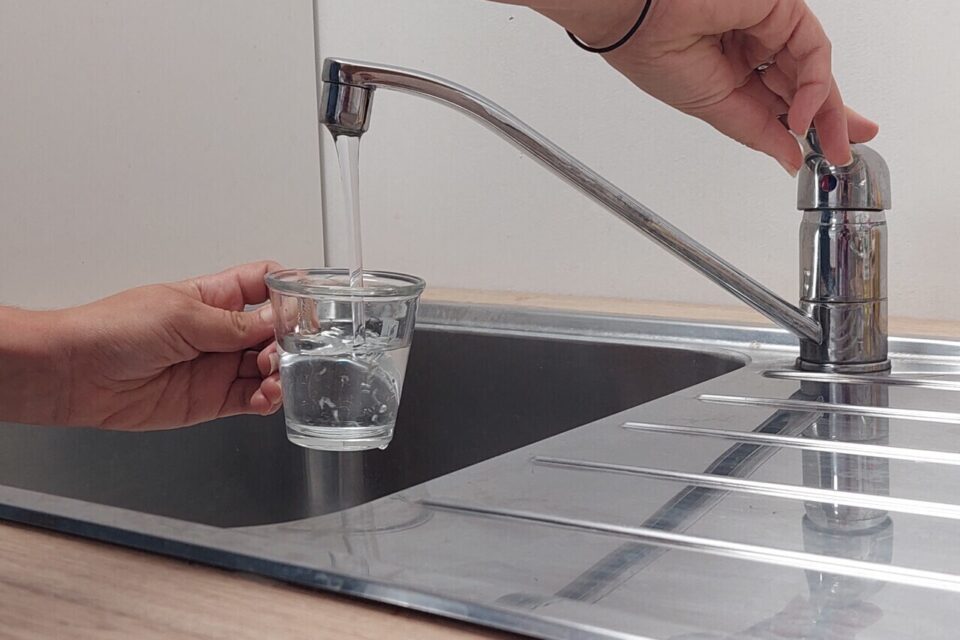 Guadeloupe : aux Abymes, des habitants privés d’eau potable depuis neuf mois