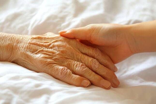 Guadeloupe : la loi sur la fin de vie suscite des réserves locales