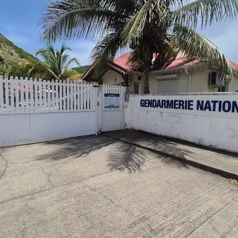 Guadeloupe : un suspect en garde à vue après le cambriolage de La Poste à Terre-de-Bas