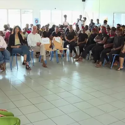 Guyane : Christiane Taubira échange avec les lycéens du Larivot lors d’une rencontre inspirante
