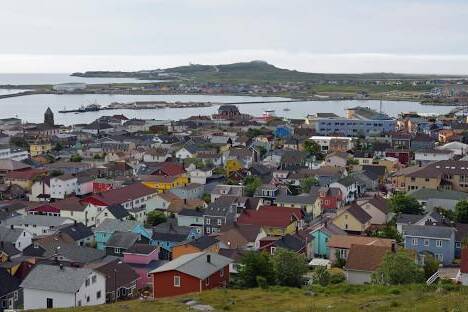 Saint-Pierre-et-Miquelon : pêche en chute libre, tourisme en hausse, une économie à deux vitesses