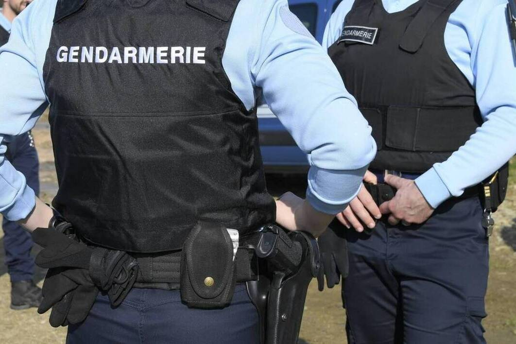 Trafic de stupéfiants : plus de 5 kg de cannabis et des armes saisis au François