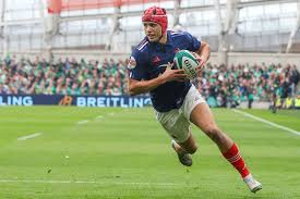 Rugby : le Réunionnais Bielle-Biarrey sacré meilleur joueur du Tournoi pour la deuxième fois