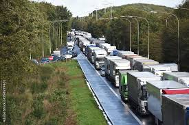 Grève des transporteurs à La Réunion : opérations-escargot et tensions autour du prix des carburants