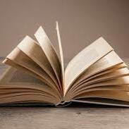 La Réunion : le livre célébré… mais de plus en plus difficile à trouver