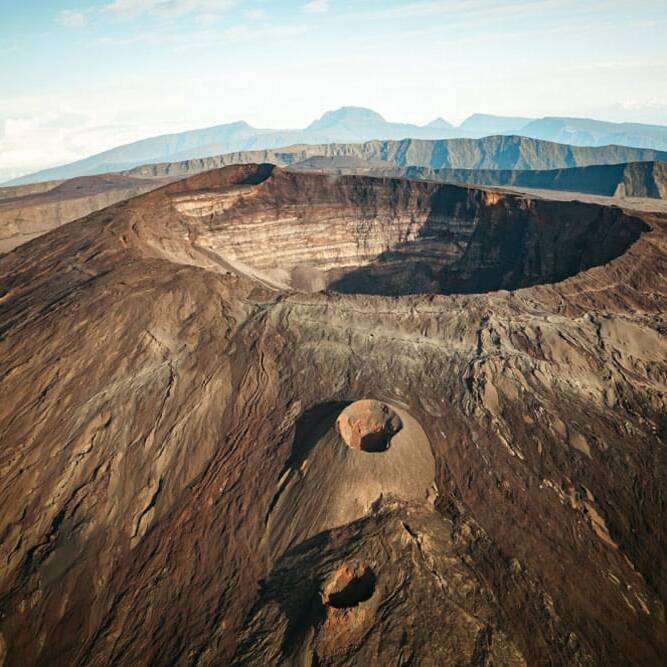 Piton de la Fournaise : le volcan marque une nouvelle pause mais reste sous surveillance