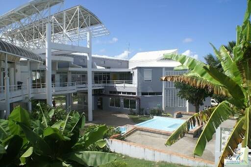 Éducation : les lycées antillais en tête, la Guadeloupe dans l’excellence nationale