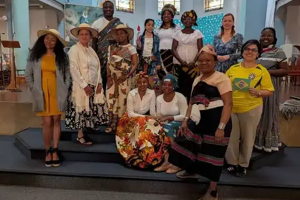 À Saint-Pierre-et-Miquelon, une messe internationale met à l’honneur la diversité des communautés
