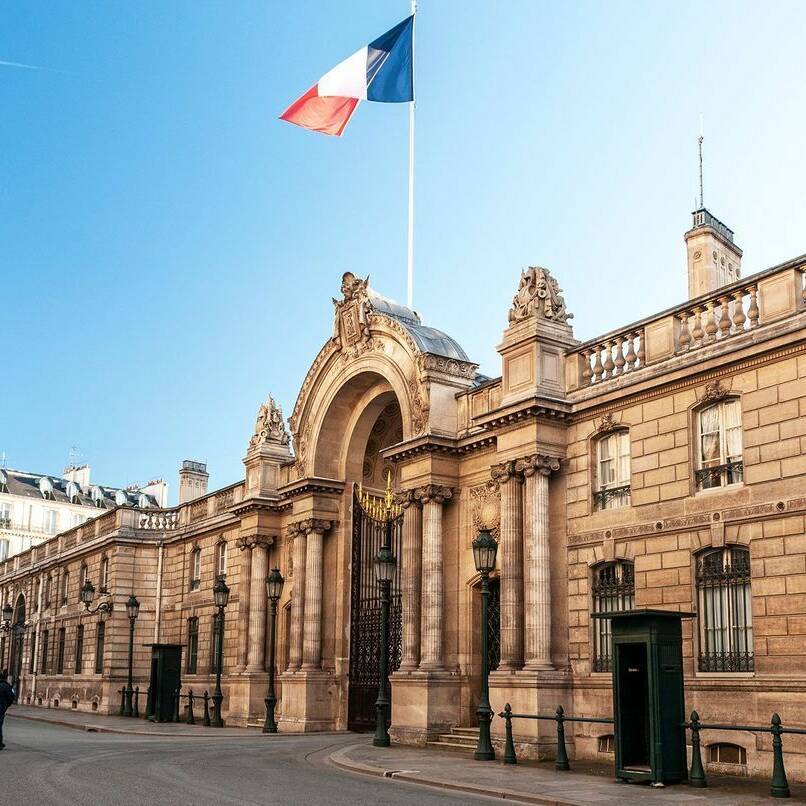 L’Élysée face à son passé : un symbole républicain construit sur l’argent de la traite négrière