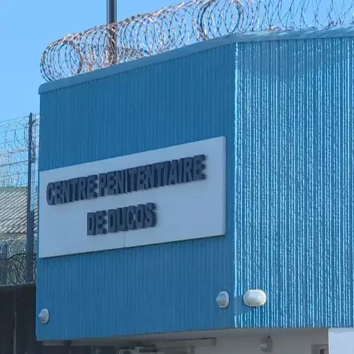 Martinique : une livraison de pain utilisée pour tenter d’introduire 15 téléphones à la prison de Ducos