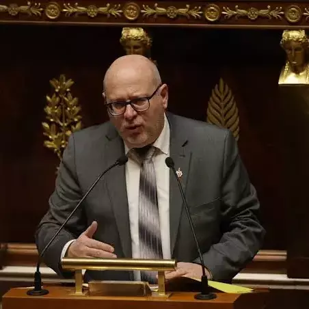 Saint-Pierre-et-Miquelon : le député Stéphane Lenormand alerte Paris sur l’isolement aérien de l’archipel