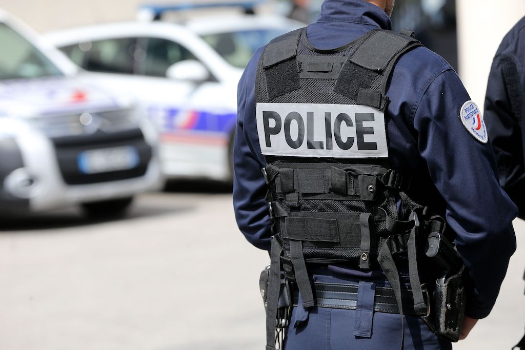 Trafic de cocaïne en Guyane : deux policiers réservistes écroués dans une enquête explosive