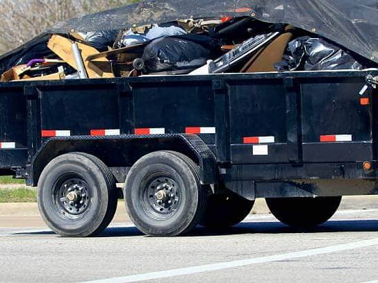 À Miquelon, une mobilisation citoyenne contre les déchets abandonnés dans la nature