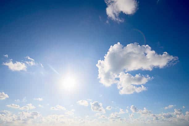 La Réunion : soleil généreux, fortes rafales et chaleur sur le littoral