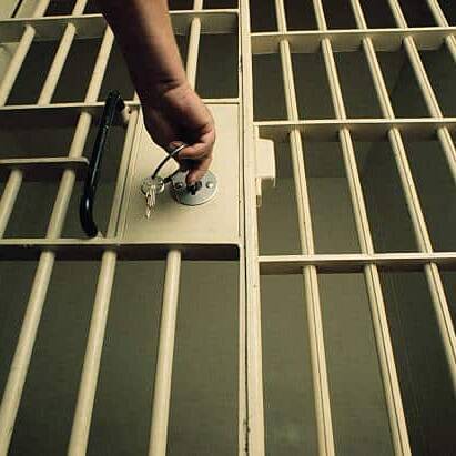 Prison et psychiatrie : les détenus ultramarins toujours exclus des unités spécialisées
