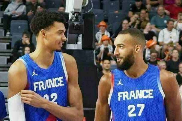 NBA : duel 100 % français entre Wembanyama et Gobert en play-offs