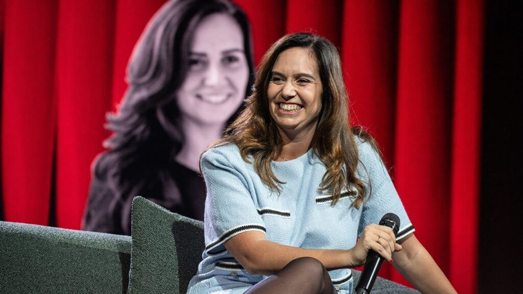 Sarah Knafo rejoint le Top 5 des personnalités préférées des Français et renforce son ancrage ultramarin