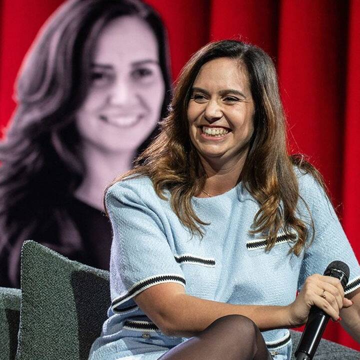 Sarah Knafo rejoint le Top 5 des personnalités préférées des Français et renforce son ancrage ultramarin