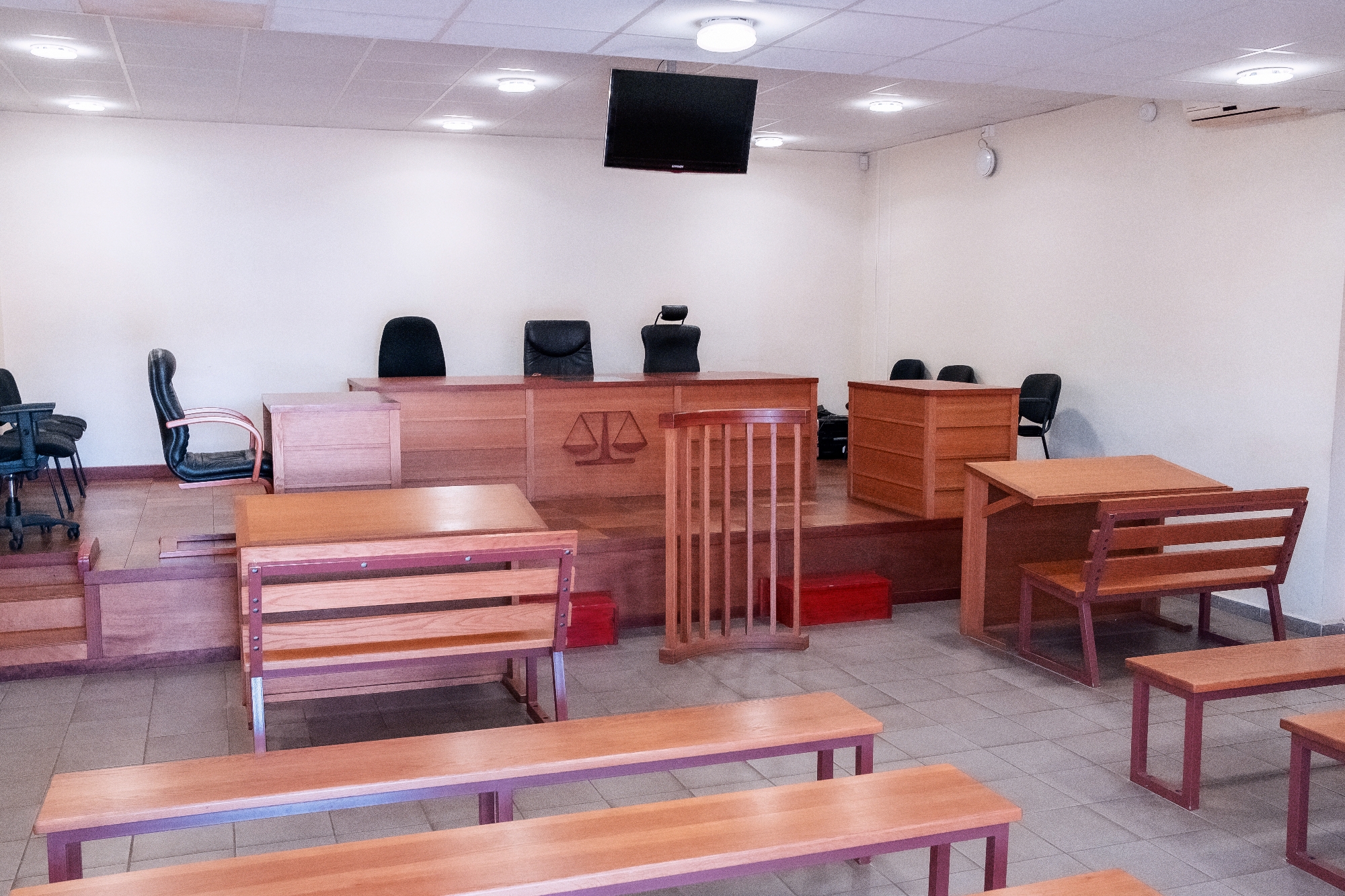 Mayotte : douze hommes jugés pour un meurtre sur fond d'affrontements entre villages