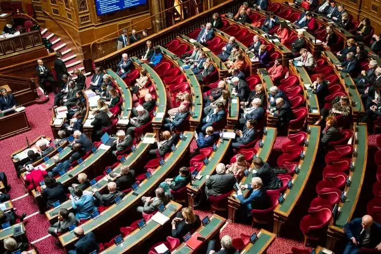 Nouvelle-Calédonie : la polémique des bureaux de vote s’invite au Sénat à trois semaines des provinciales