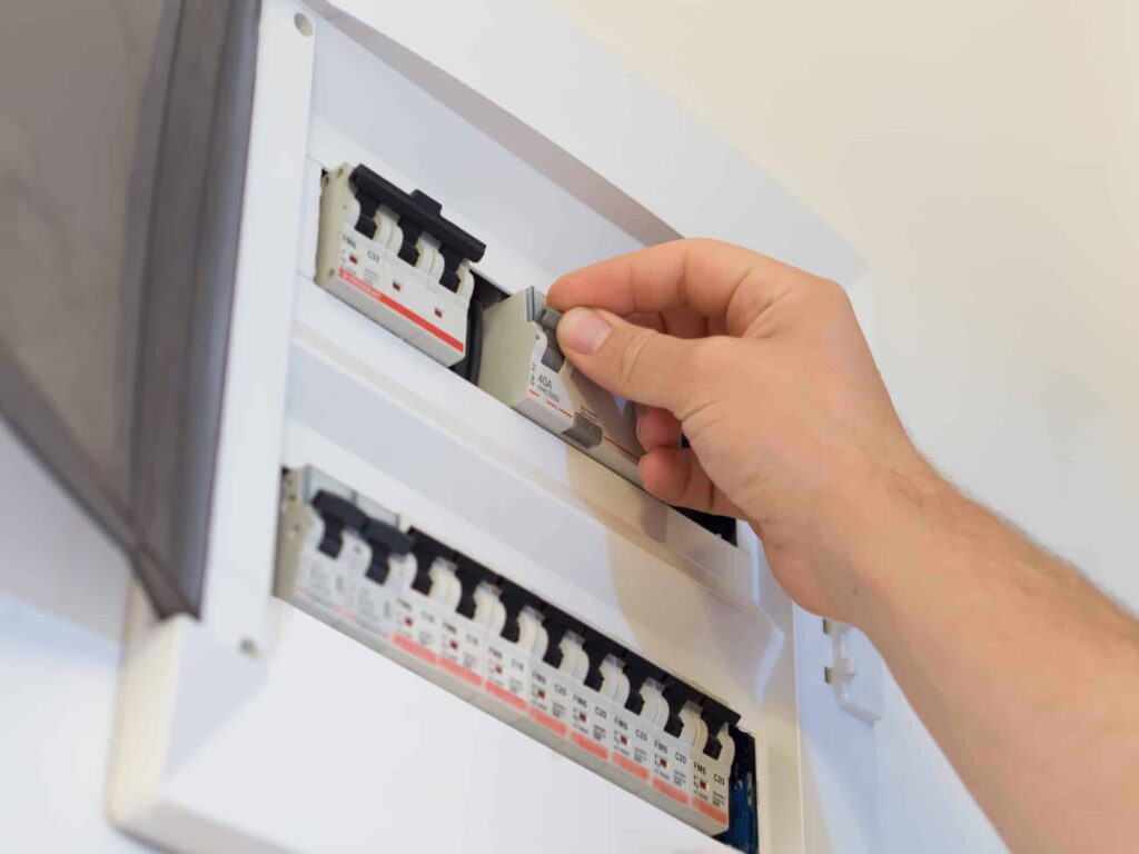 Wallis-et-Futuna : l'absence de norme électrique obligatoire interroge après un drame mortel