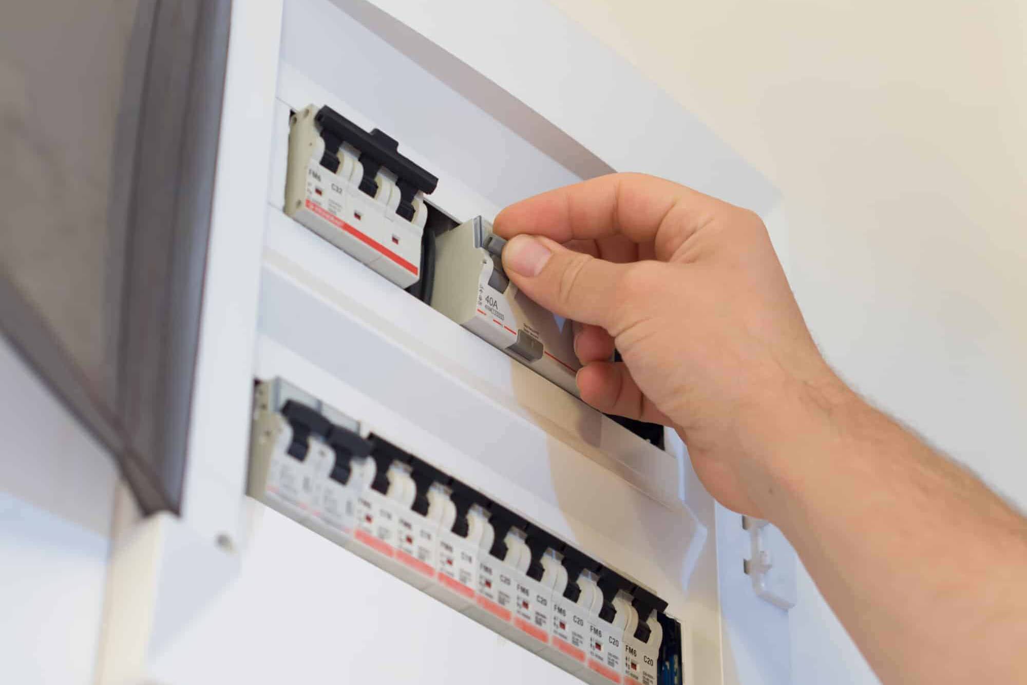 Wallis-et-Futuna : l'absence de norme électrique obligatoire interroge après un drame mortel