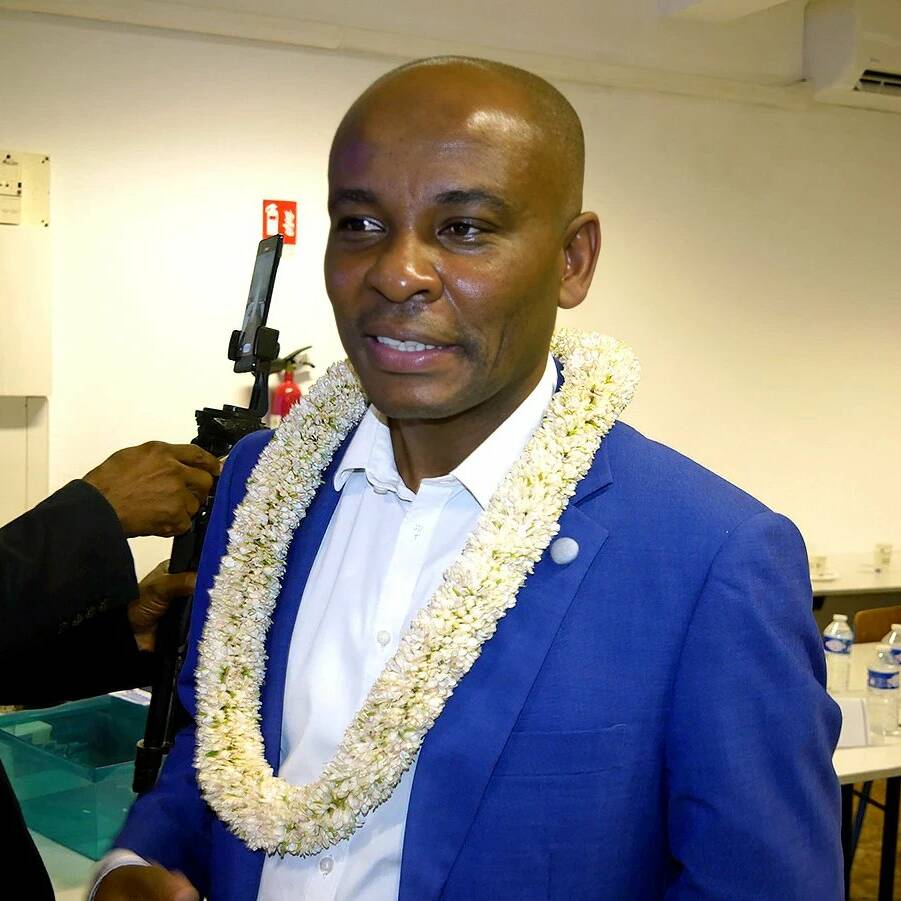 Ambdilwahedou Soumaïla élu président de l'Association des maires de Mayotte