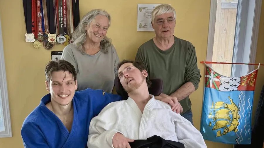 Guillaume Claireaux, judoka tétraplégique, décroche sa ceinture noire à Saint-Pierre-et-Miquelon