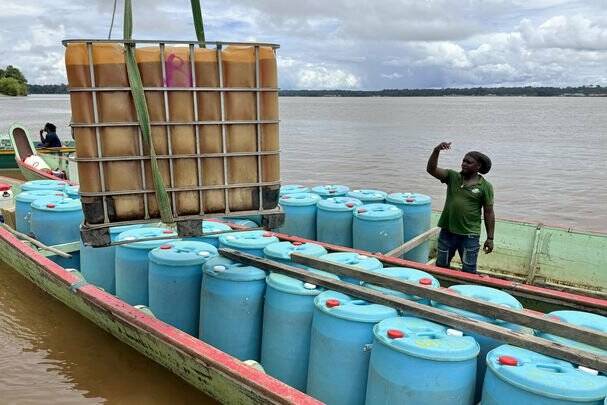 Les transporteurs fluviaux de Guyane relancent leur syndicat pour structurer la profession