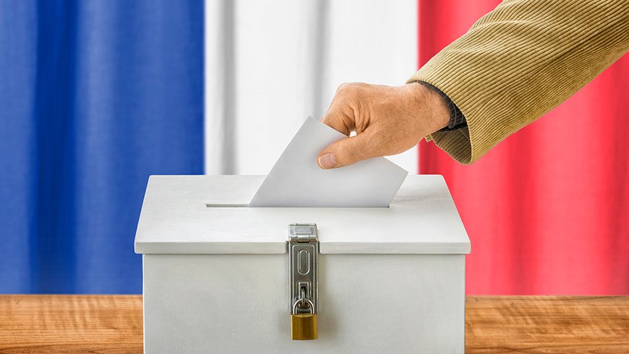 Présidentielle 2027 : des Guadeloupéens et Martiniquais appellent à la vigilance