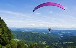 Saint-Joseph : un parapentiste de 68 ans décède après une chute en mer à Vincendo