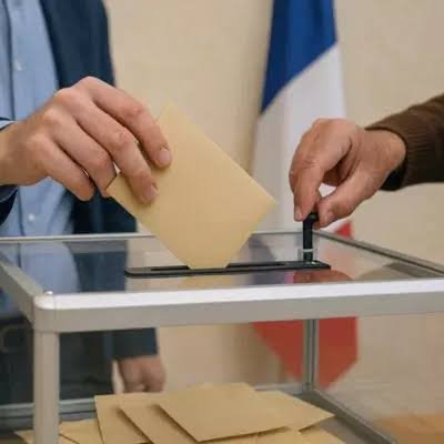 Un ouvrage inédit décrypte cinquante ans de vie électorale en Martinique