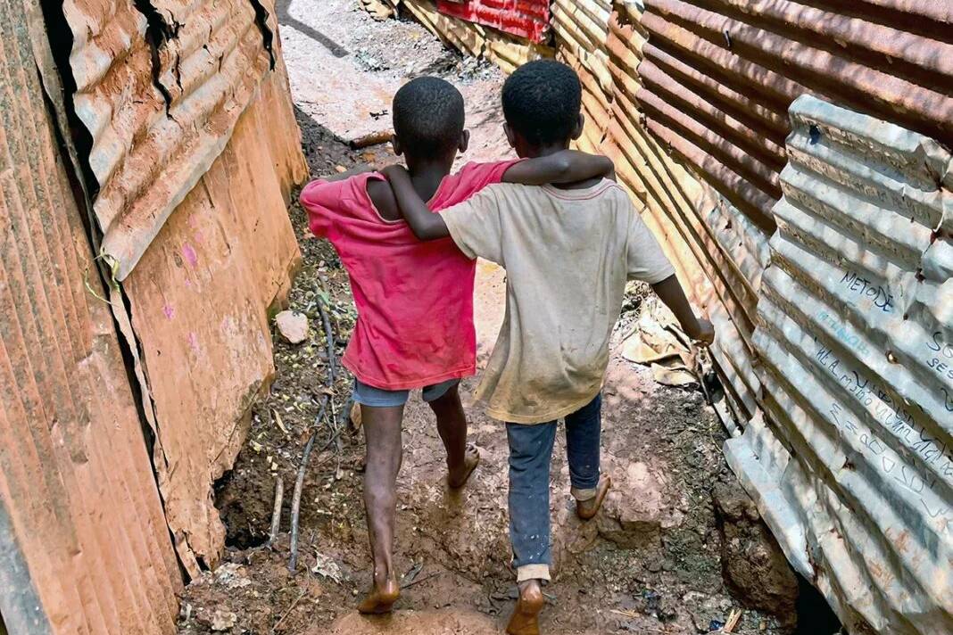Un ouvrage scientifique analyse les jeunesses précaires et l'exclusion à Mayotte