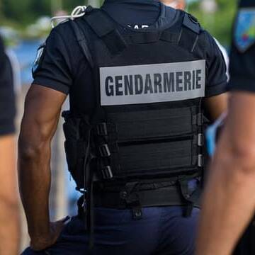 Guyane : un homme tué par balle à bord d'un catamaran revenant des Îles du Salut