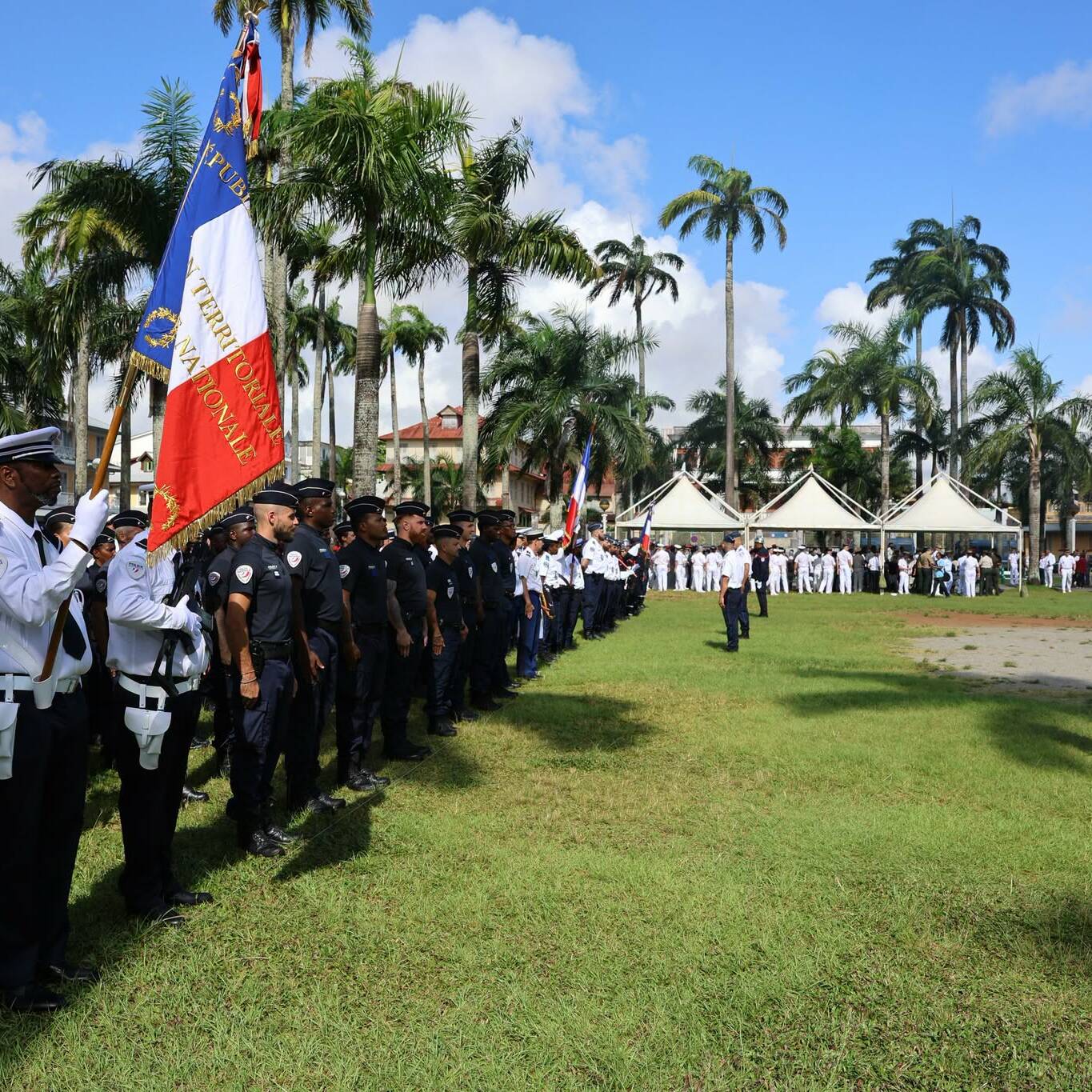 14 juillet : près de 200 militaires et forces de sécurité défilent à Cayenne