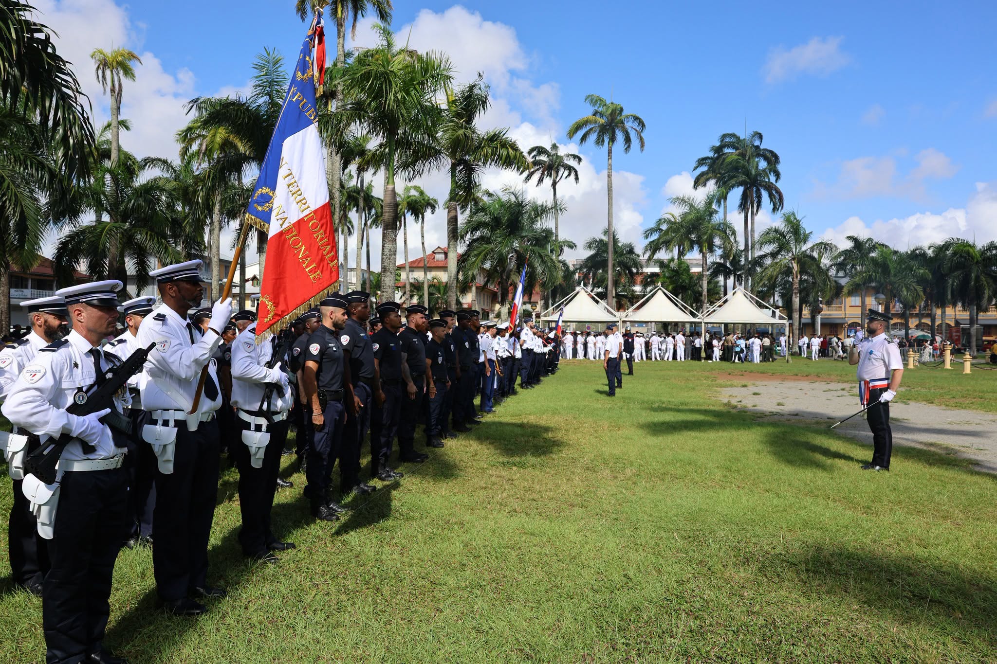 14 juillet : près de 200 militaires et forces de sécurité défilent à Cayenne