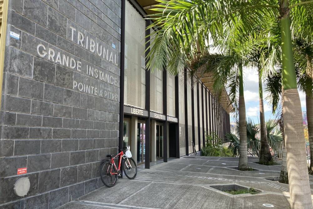 Guadeloupe : un homme condamné pour détention de fichiers pédopornographiques