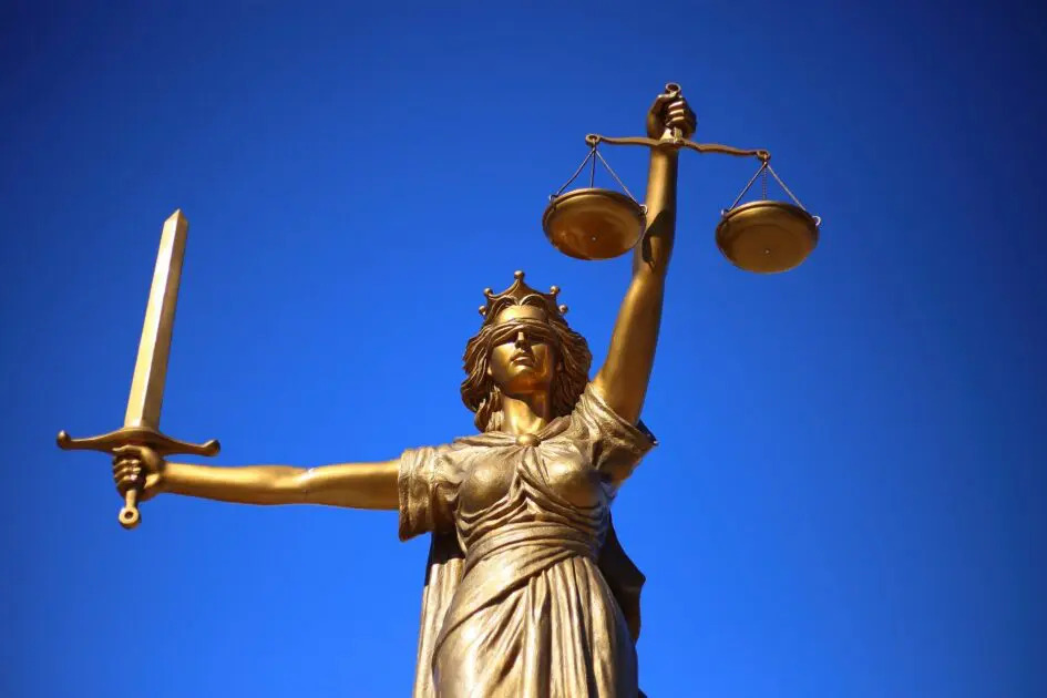 Violences sexuelles sur mineurs : la justice accélère le réexamen de milliers de dossiers en Outre-mer