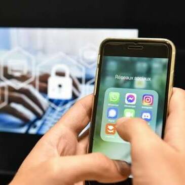 Nouvelle-Calédonie : l'interdiction des réseaux sociaux aux moins de 15 ans ouvre un nouveau chantier