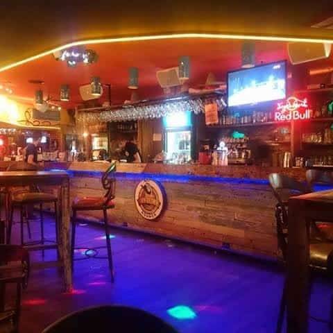 Nouvelle-Calédonie : bars et restaurants se mobilisent pour France-Espagne