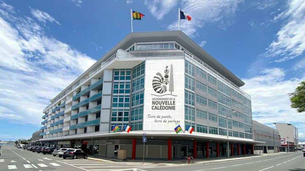 Nouvelle-Calédonie : l'État mobilise 100 millions d'euros pour soutenir l'économie
